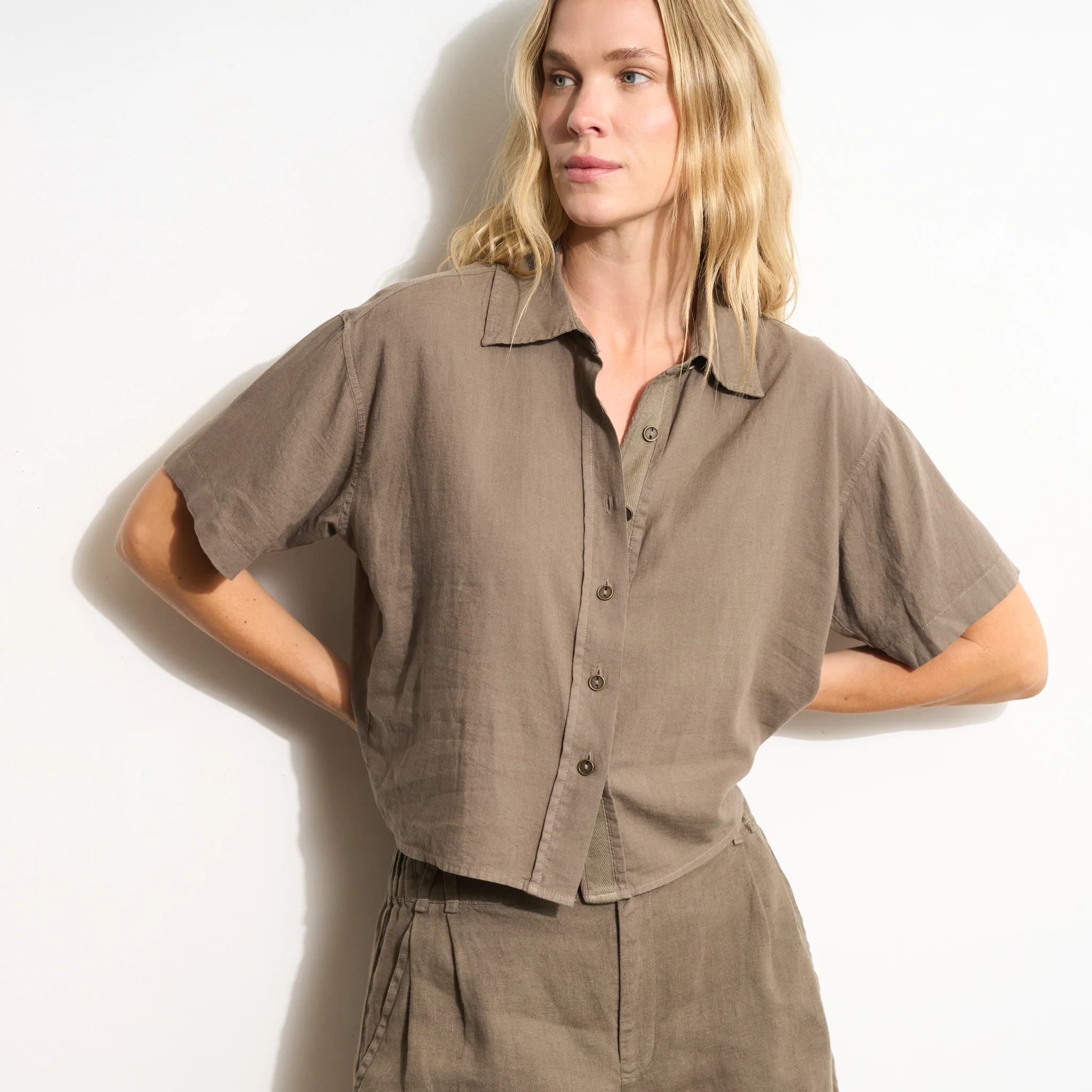 Violet Short Sleeve Linen Shirt - Image 4